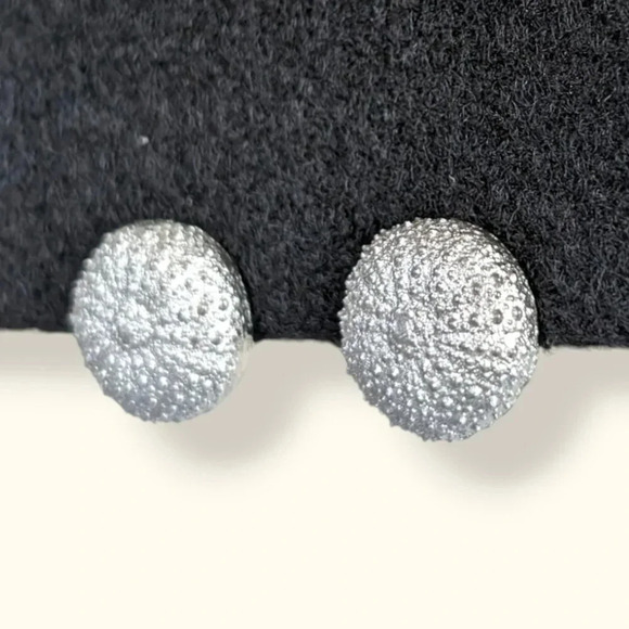 Vintage Pewter Sea Urchin Studs - Picture 2 of 6